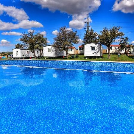 Triocamp Praha Hotel ภายนอก รูปภาพ